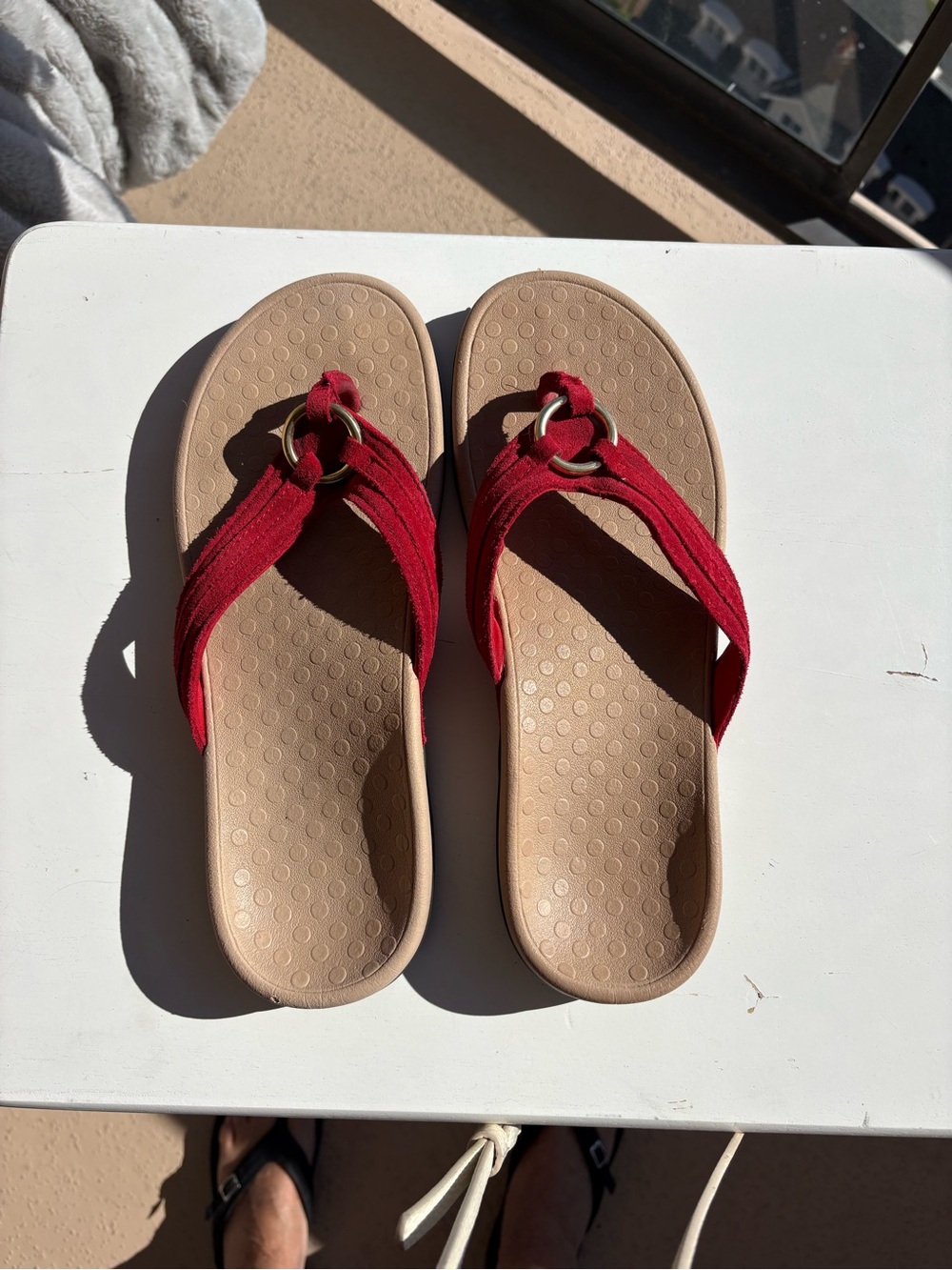 Vionic Tide Aloe Red Suede Flip Flop with Gold O-Ring  Accent